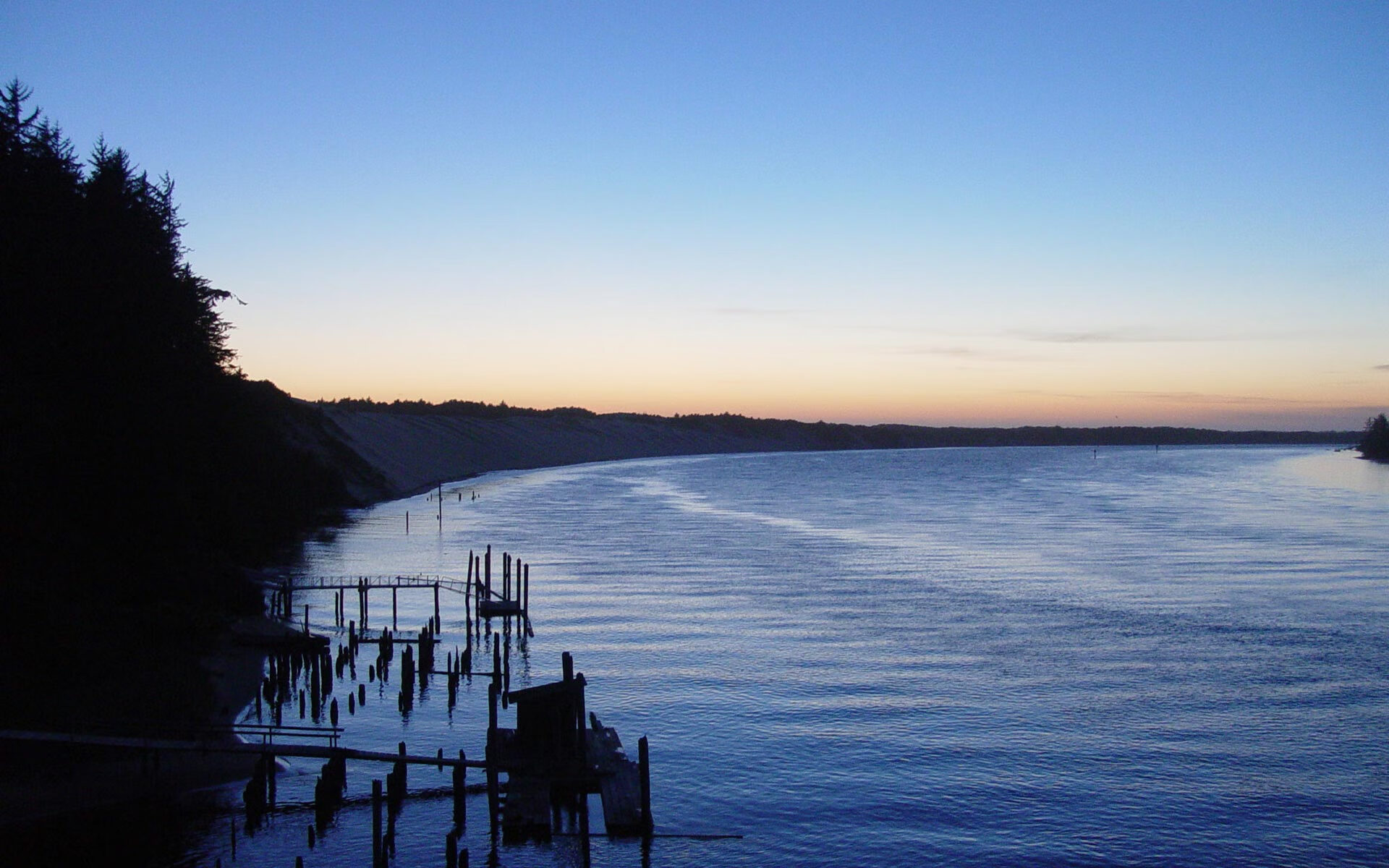 体育新闻中心推动体育视频内容多语言自动翻译，体育新闻播报视频