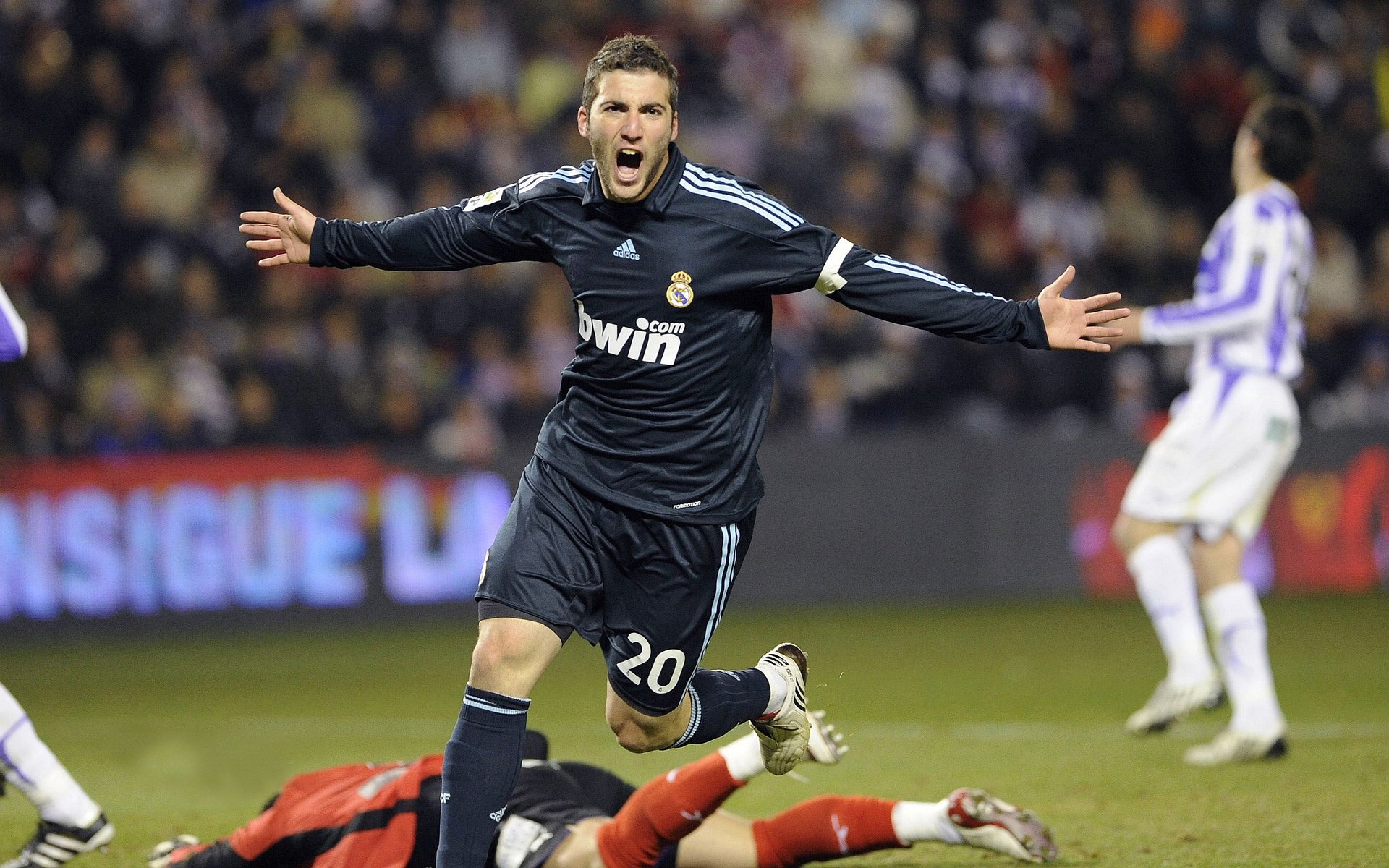 球队是否根据控球成功率调整出球节奏模板,控球节奏如何提高