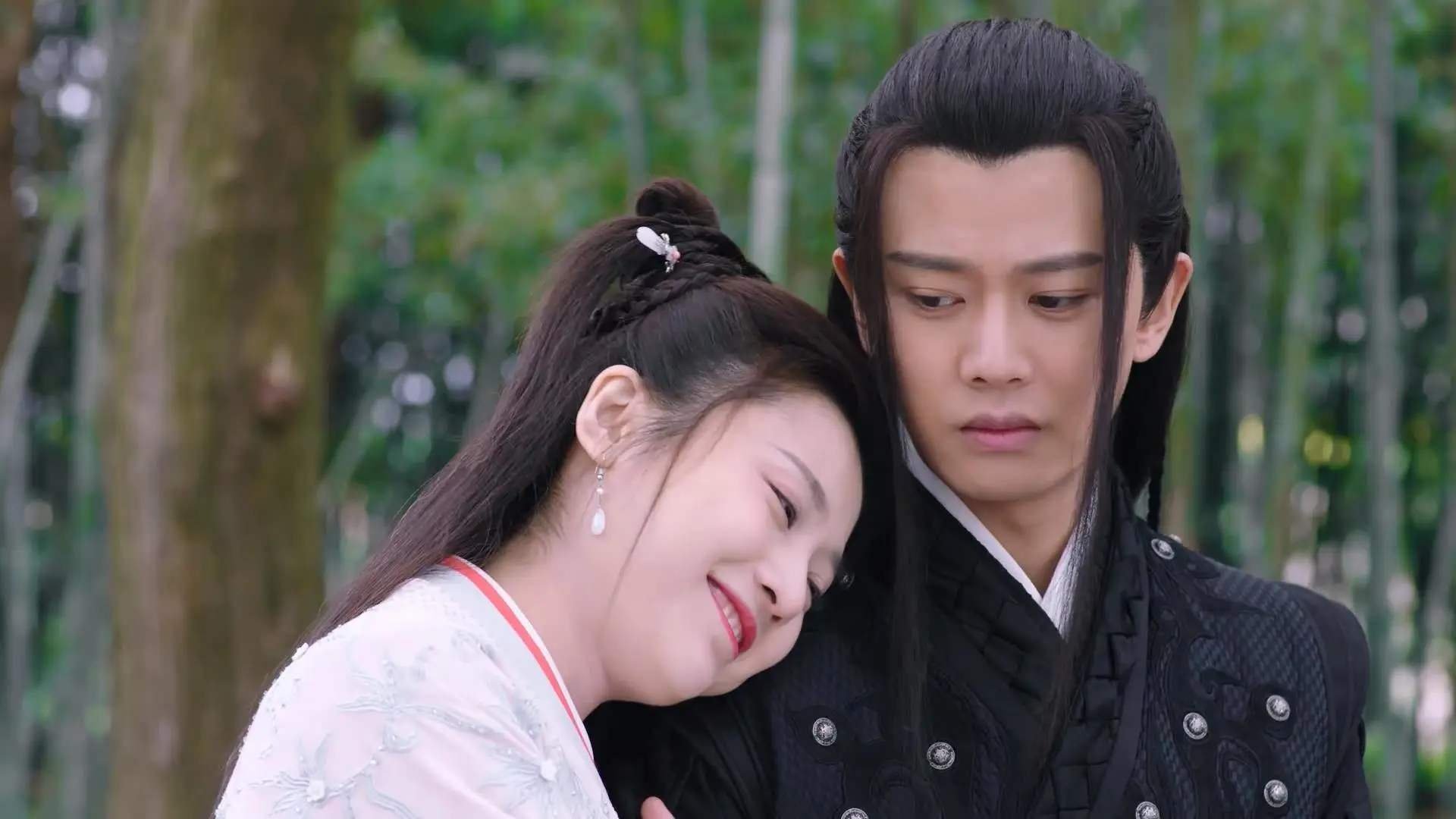 莱比锡红牛高压站位压缩对手活动范围,莱比锡红牛 50+1