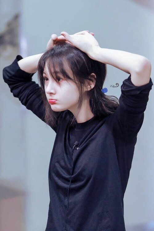 kaiyun-李娜与粉丝互动回应育儿相关话题，李娜hm