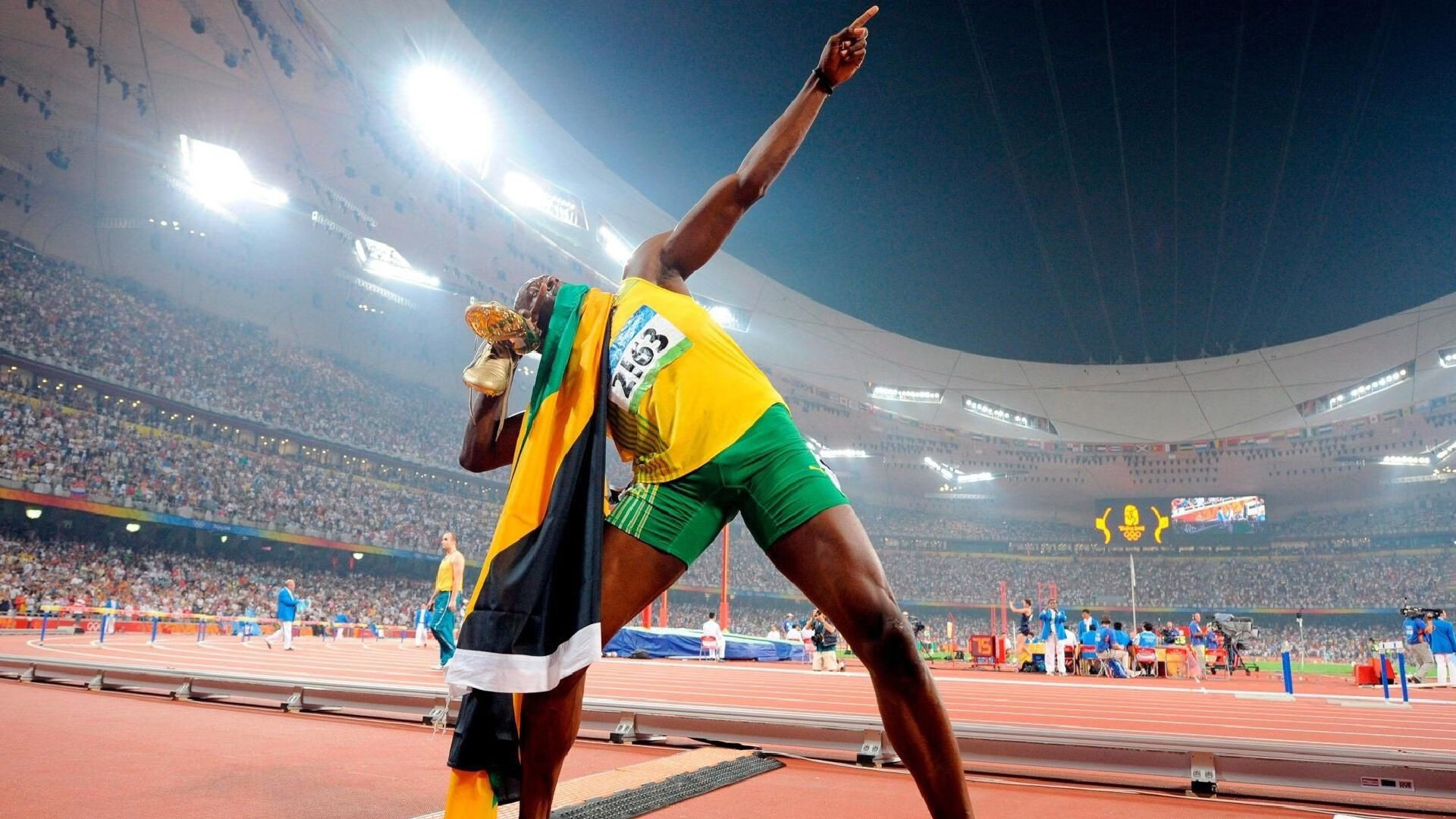 【科技创新助力观赛体验】虚拟现实带你身临其境，科技创新大赛的观后感